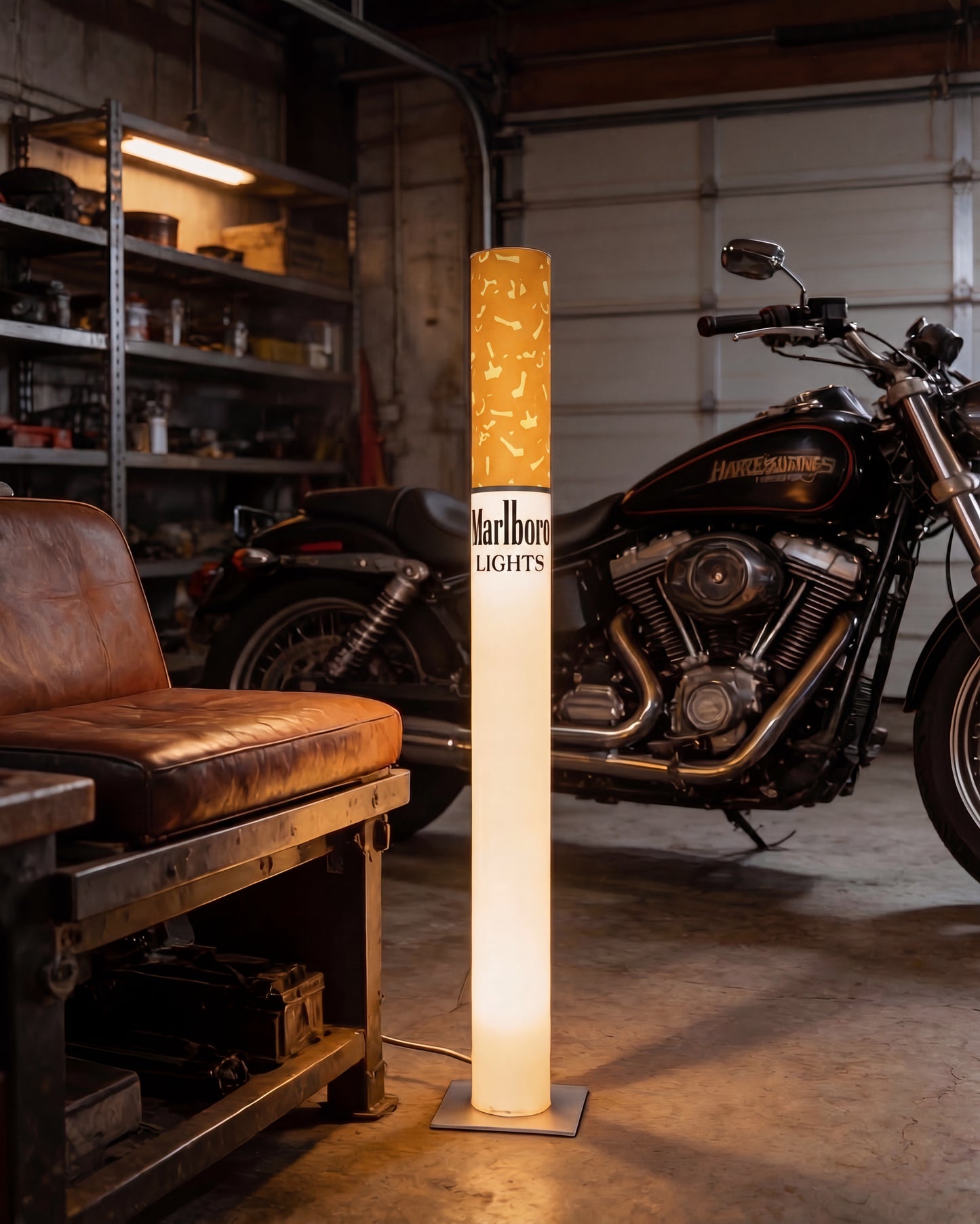 XXL Vintage Marlboro Lamp 95cm – Giant Vintage Cigarette Floor Lamp | Man Cave & Home Bar Decor